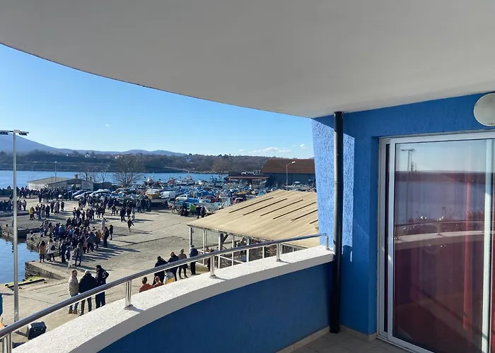 Ribarska Sreshta Family 3*