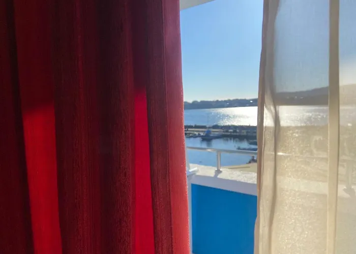 Otel Ribarska Sreshta Family 3*