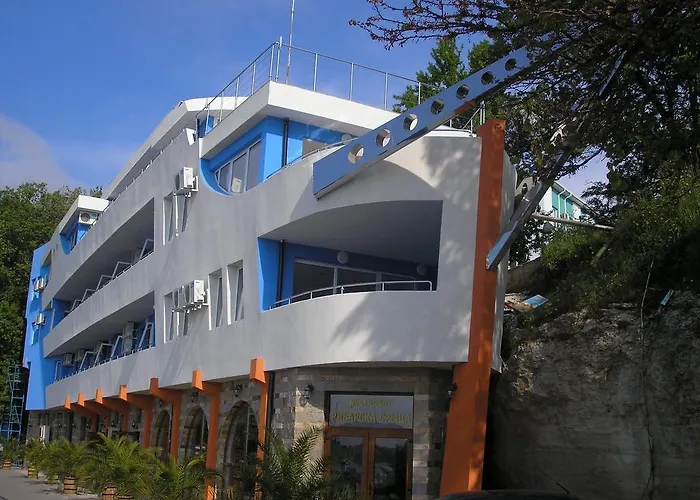 Ribarska Sreshta Family